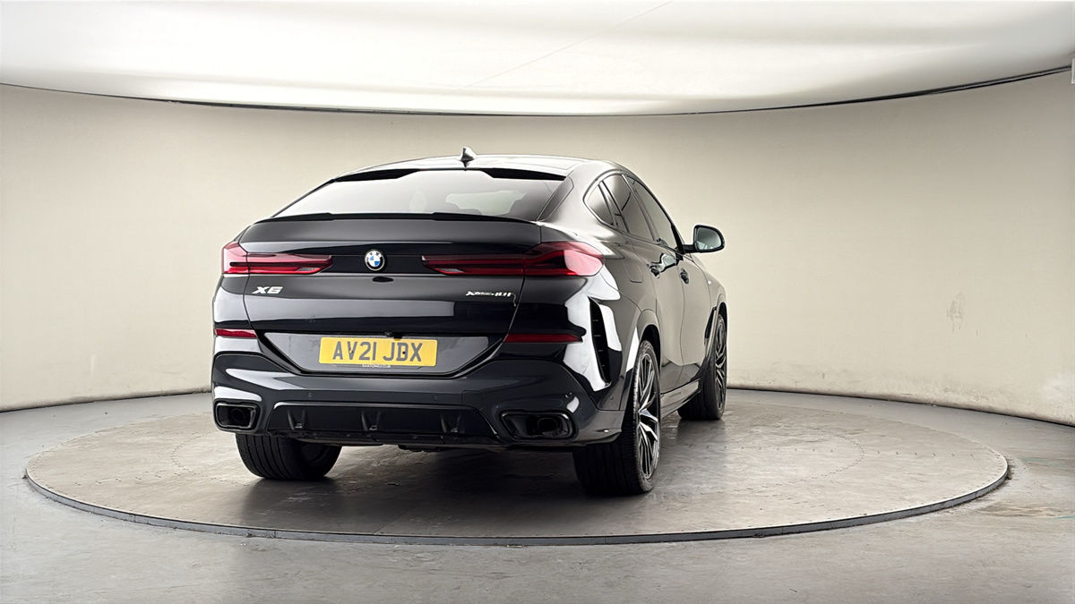 More views of BMW X6