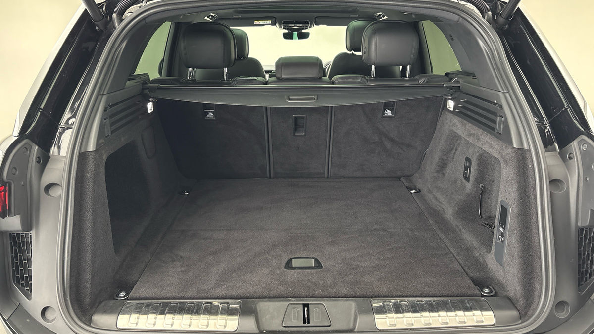 Land Rover Range Rover Sport Image 11
