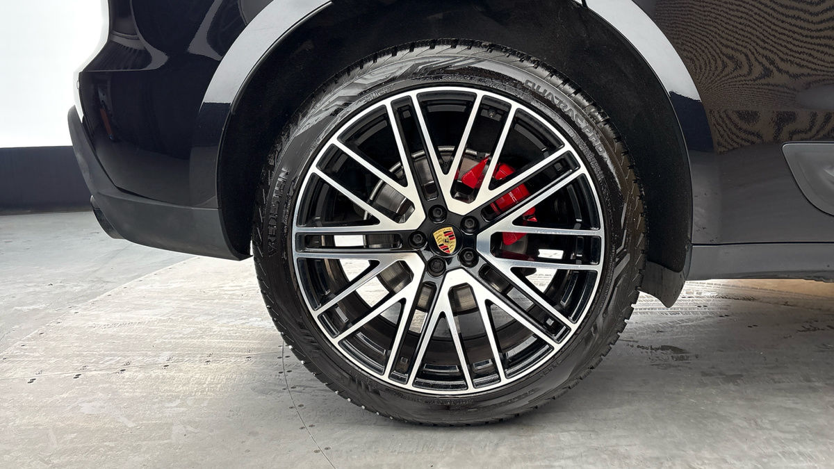 Porsche Macan Image 10