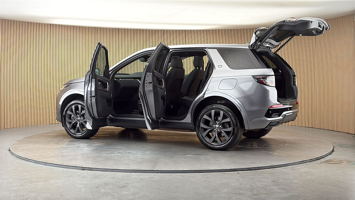 More views of Land Rover Discovery Sport