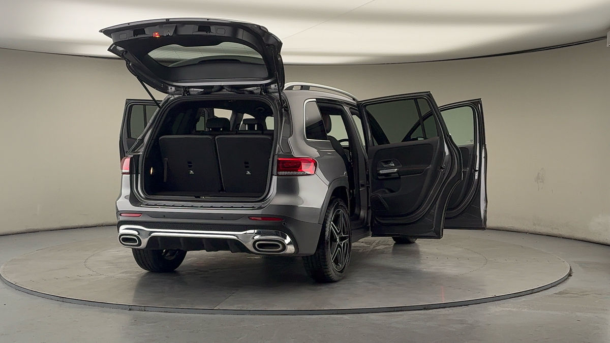 More views of Mercedes-Benz GLB