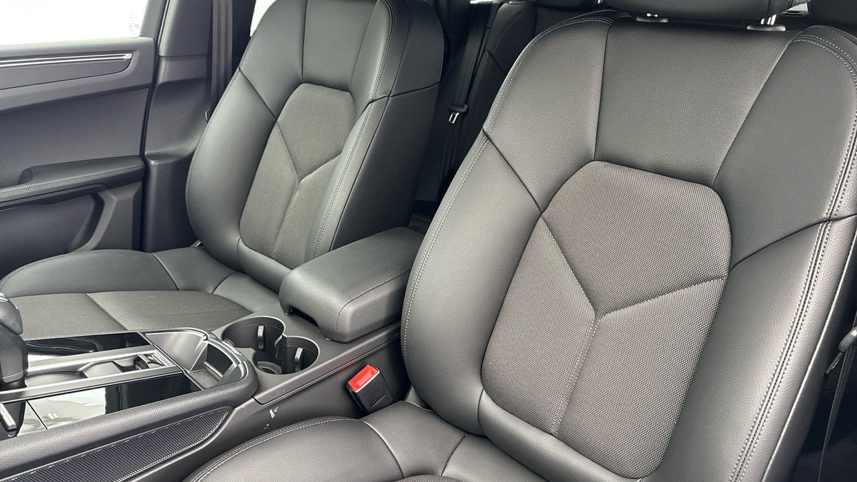 Porsche Macan Image 7