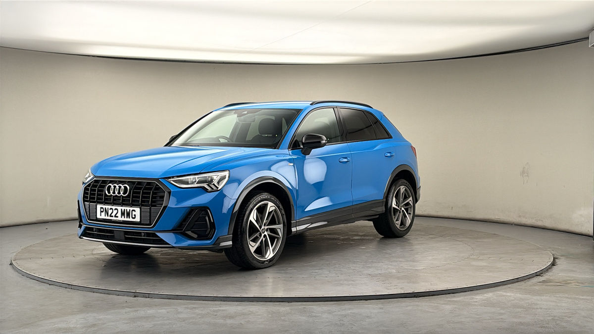 More views of Audi Q3