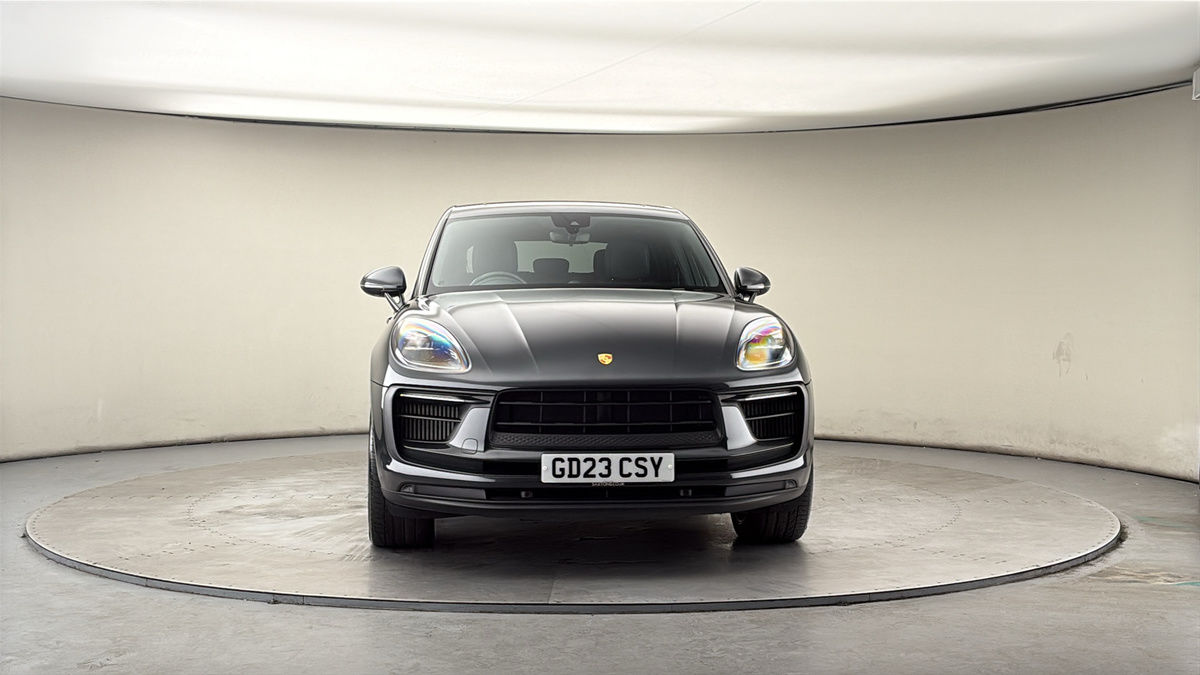 More views of Porsche Macan