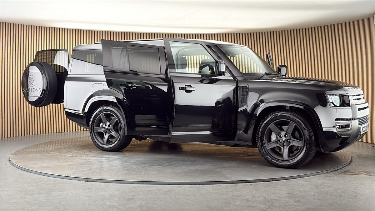 More views of Land Rover Defender 130