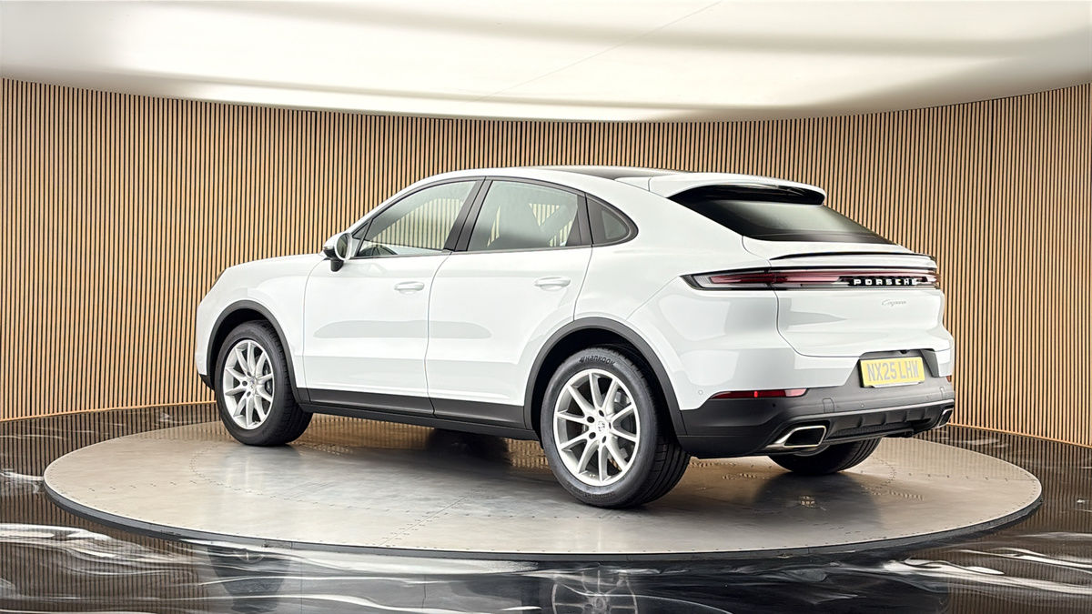 More views of Porsche Cayenne