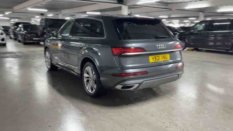 More views of Audi Q7