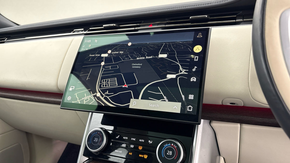 Land Rover Range Rover Image 17