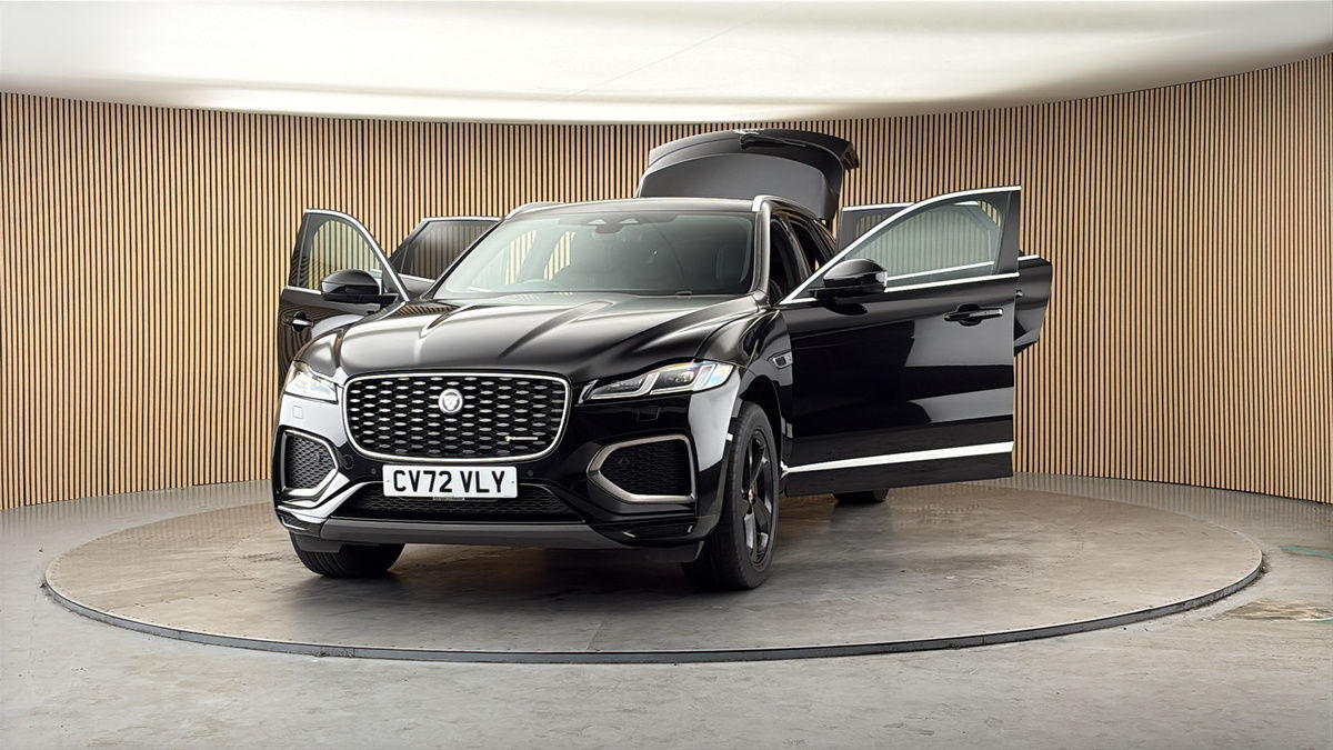 More views of Jaguar F-PACE