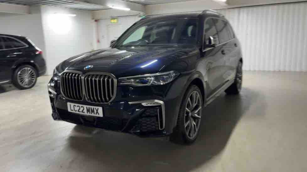More views of BMW X7