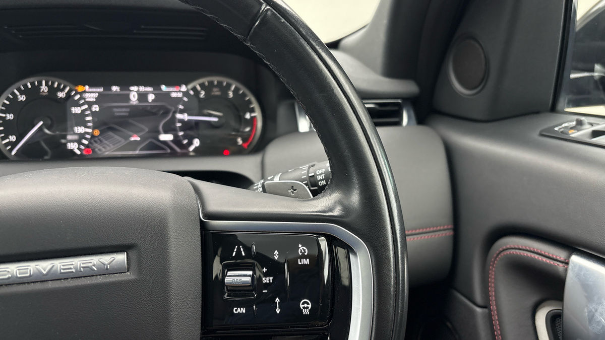 Land Rover Discovery Sport Image 14