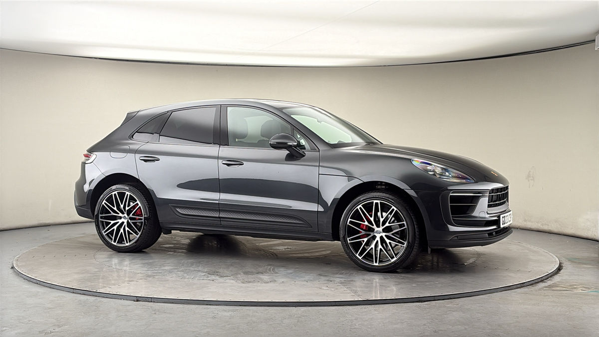 More views of Porsche Macan