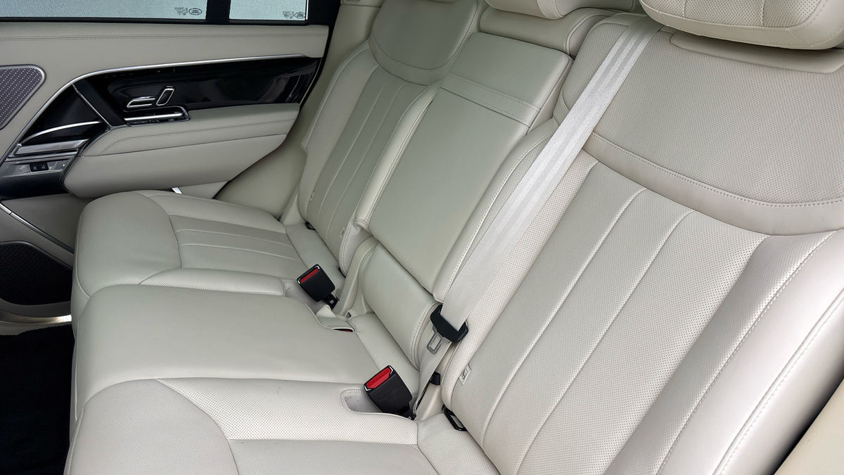 Land Rover Range Rover Image 8