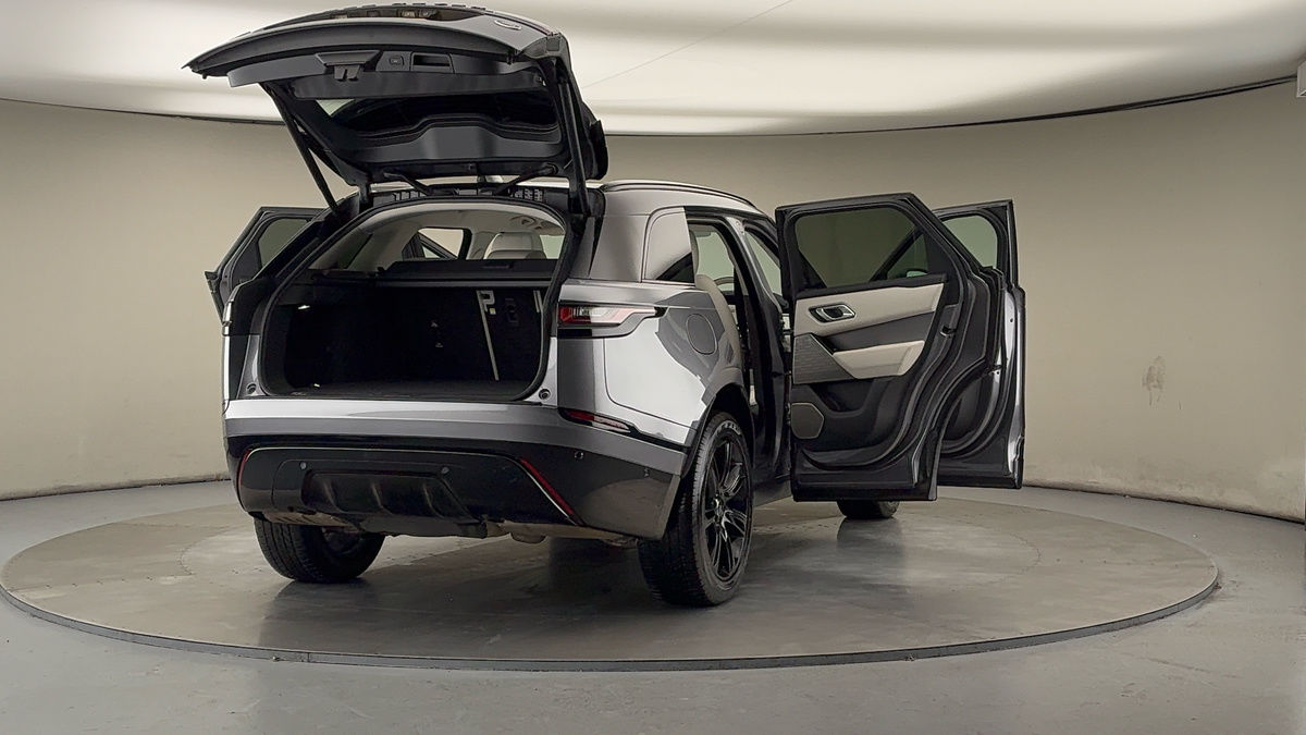 More views of Land Rover Range Rover Velar