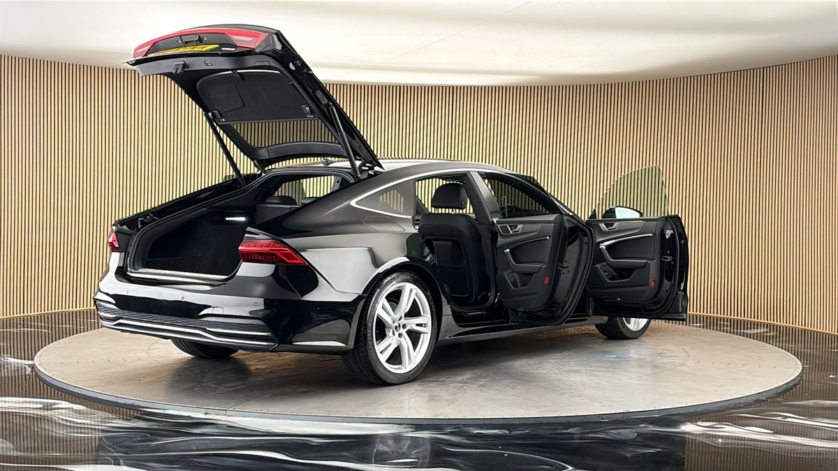 More views of Audi A7