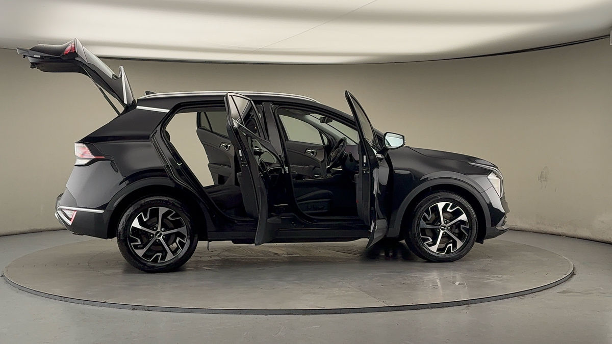 More views of Kia Sportage