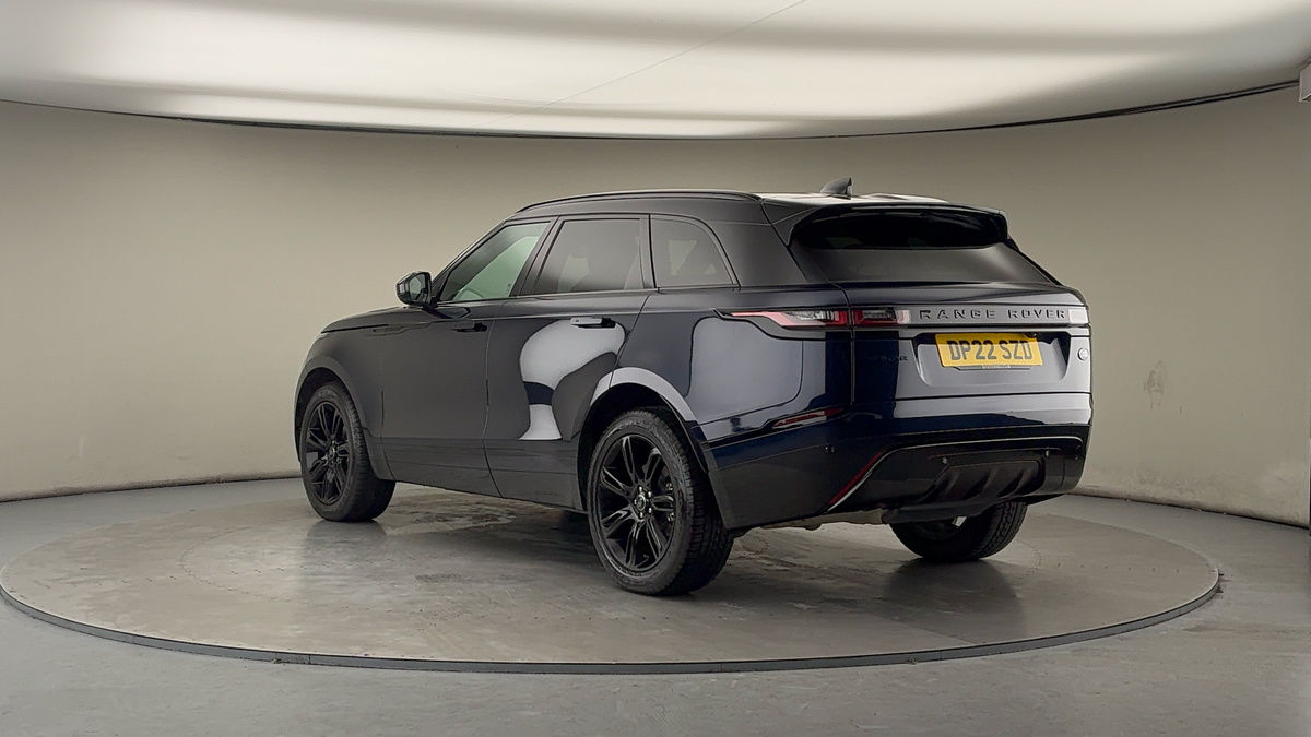 Land Rover Range Rover Velar Image 2