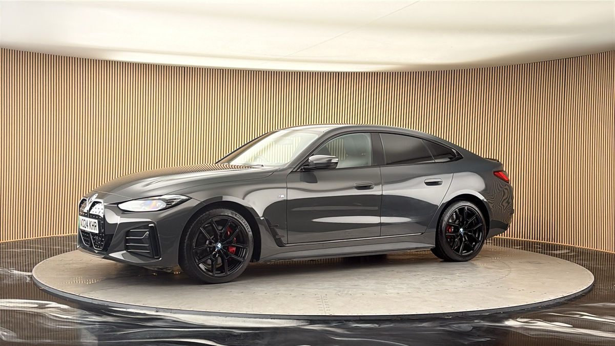 More views of BMW i4