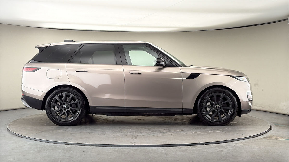 Land Rover Range Rover Sport Image 16