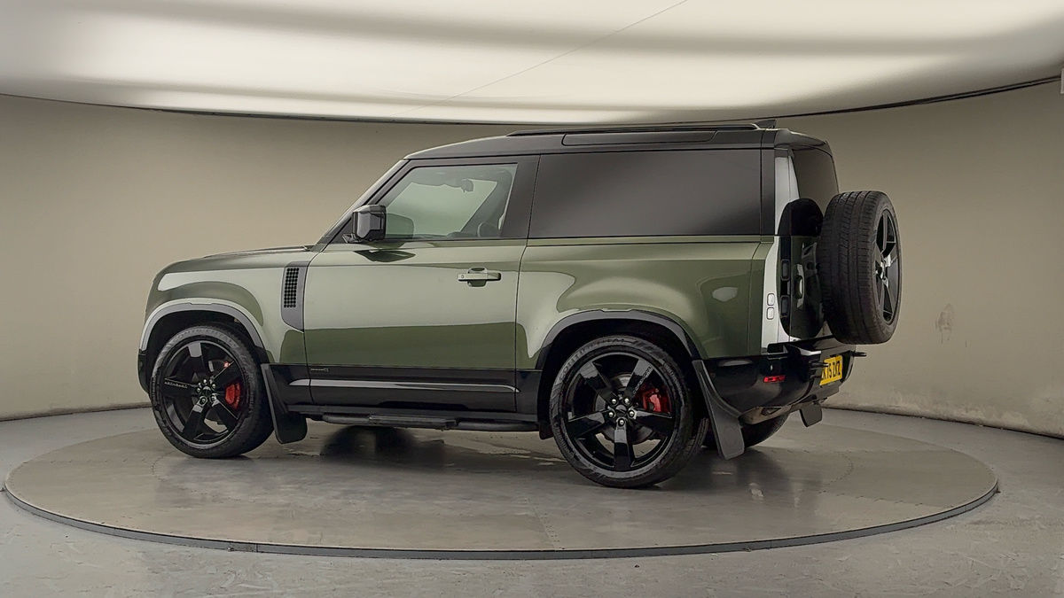 More views of Land Rover Defender 90