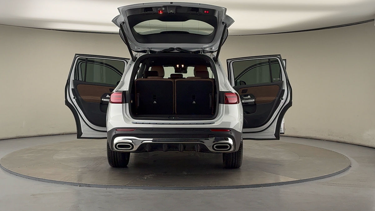 More views of Mercedes-Benz GLB