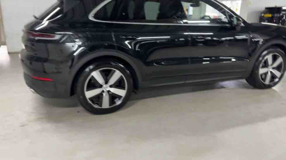 More views of Porsche Cayenne
