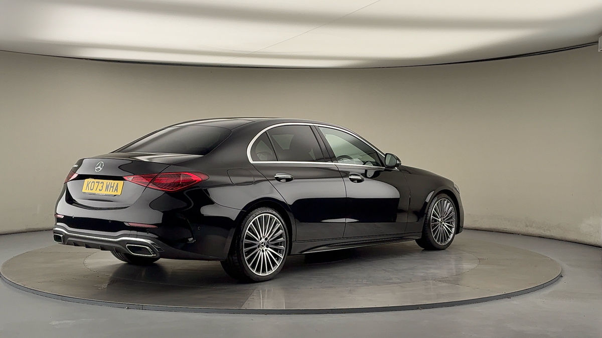 Mercedes-Benz C Class Image 21