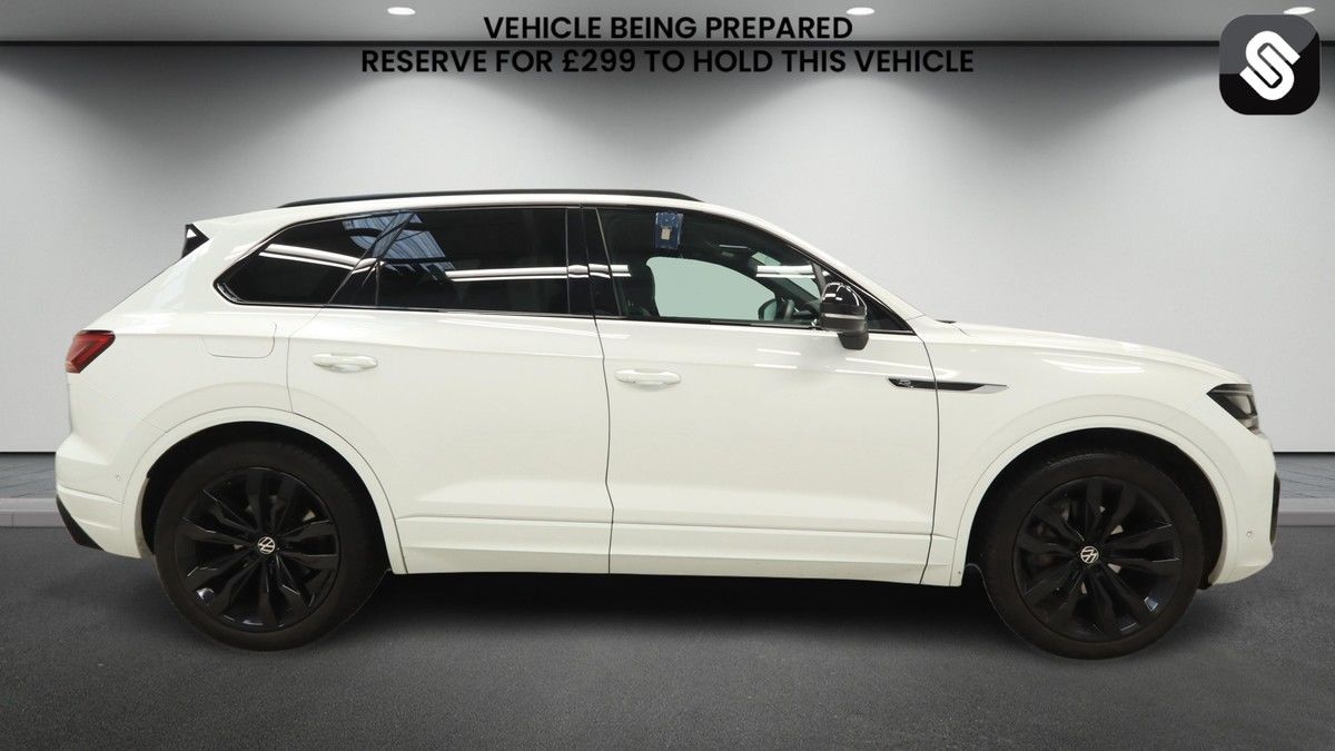 Volkswagen Touareg Image 5