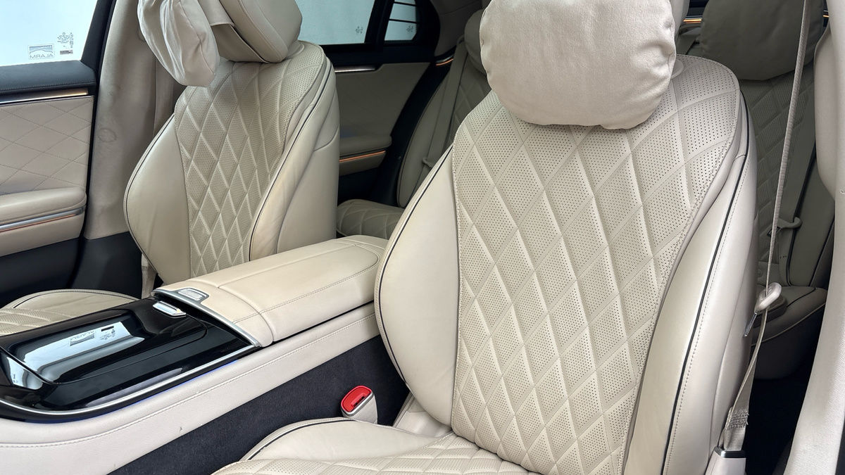 Mercedes-Benz S Class Image 7