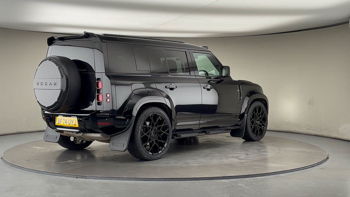 Land Rover Defender 110 Urban Image 21