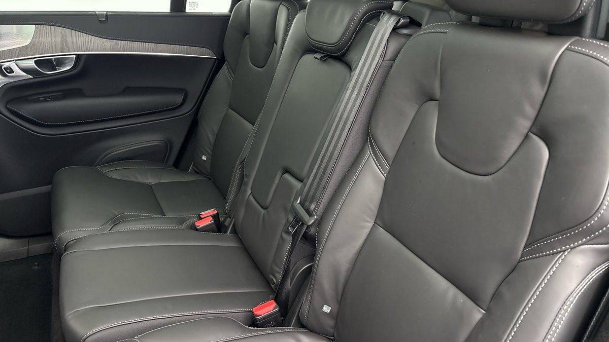 Volvo XC90 Image 8