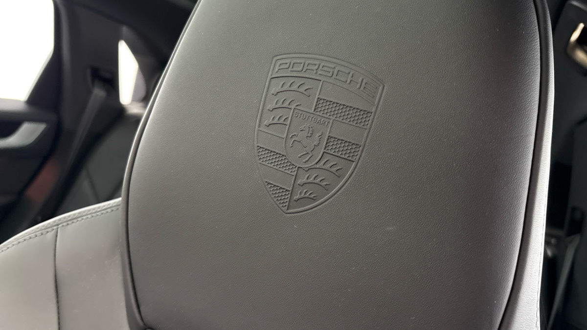 Porsche Cayenne Image 29