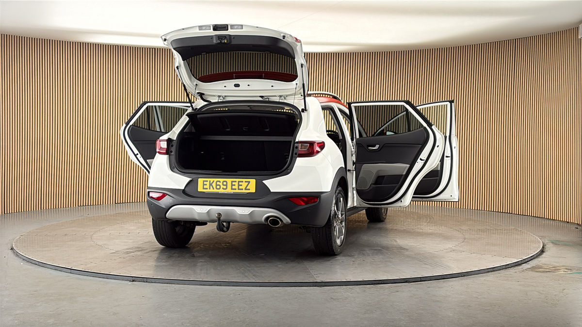 More views of Kia Stonic