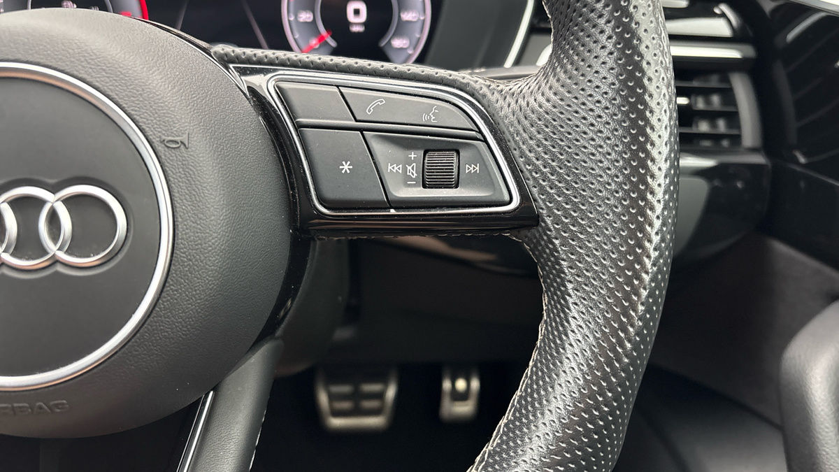Audi A4 Avant Image 14