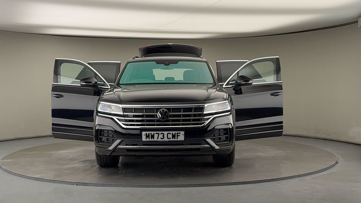 More views of Volkswagen Touareg