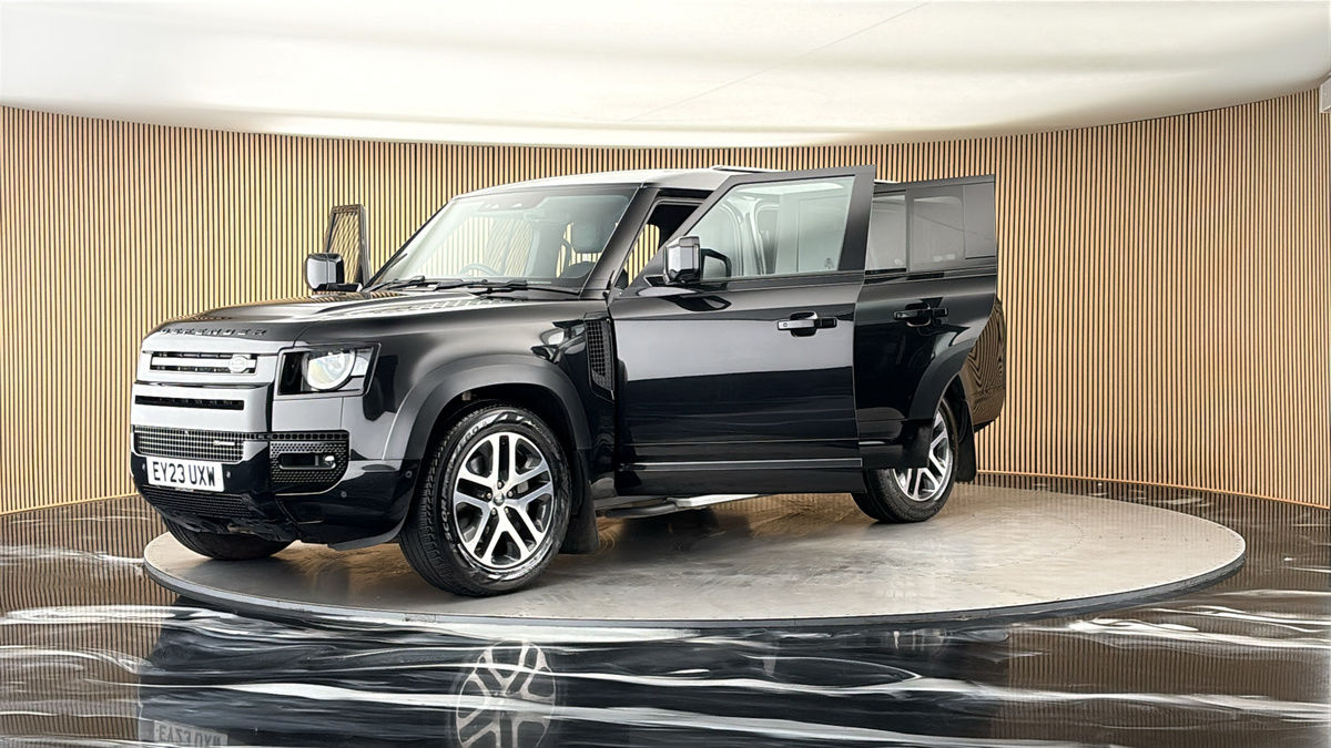 More views of Land Rover Defender 130