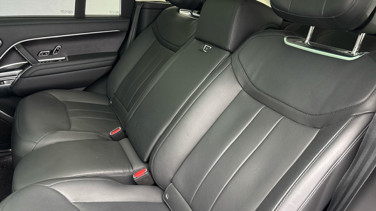 Land Rover Range Rover Image 8