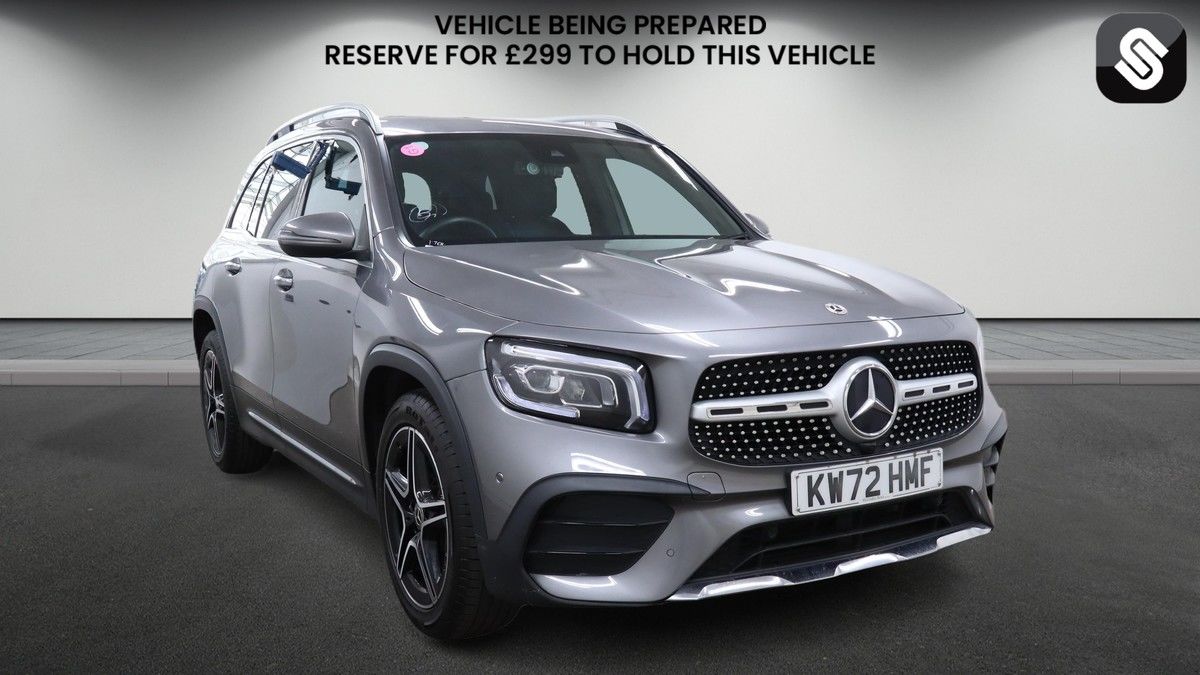 Mercedes-Benz GLB Sticky Header Image