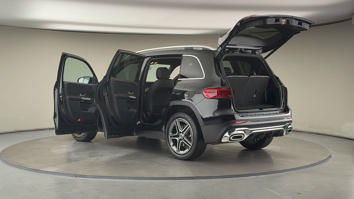 More views of Mercedes-Benz GLB