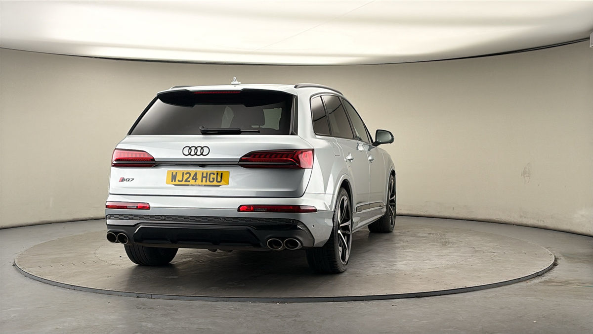 More views of Audi SQ7