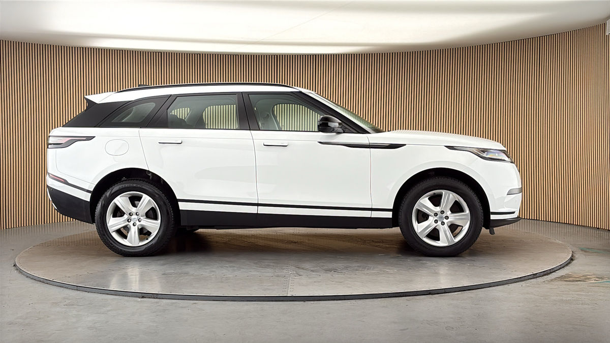 More views of Land Rover Range Rover Velar