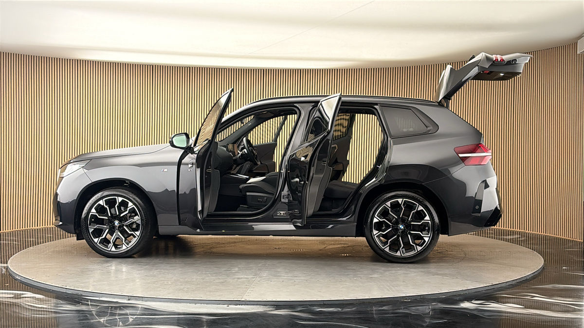 More views of BMW X3