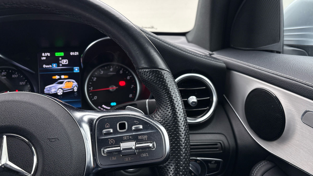 Mercedes-Benz GLC Image 14