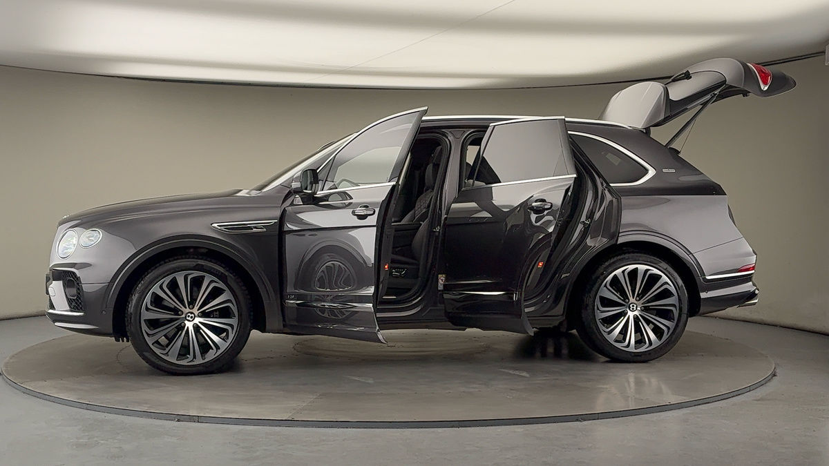 More views of Bentley Bentayga