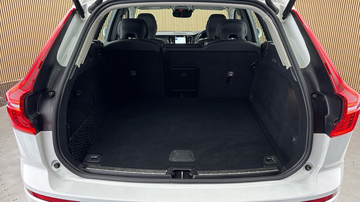 Volvo XC60 Image 11