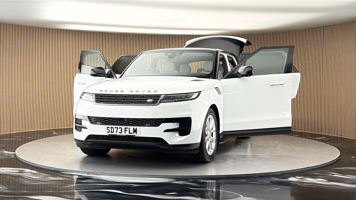 More views of Land Rover Range Rover Sport