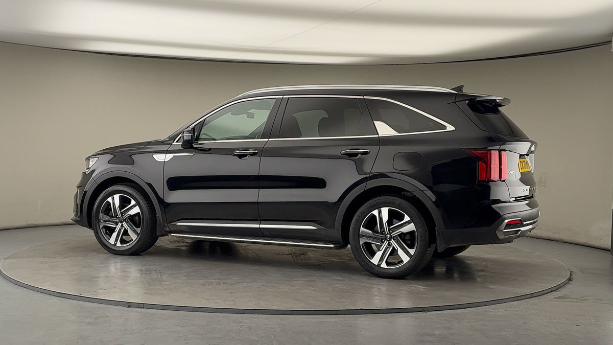 More views of Kia Sorento