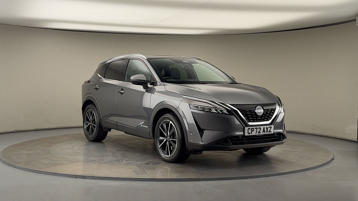 Nissan Qashqai Sticky Header Image