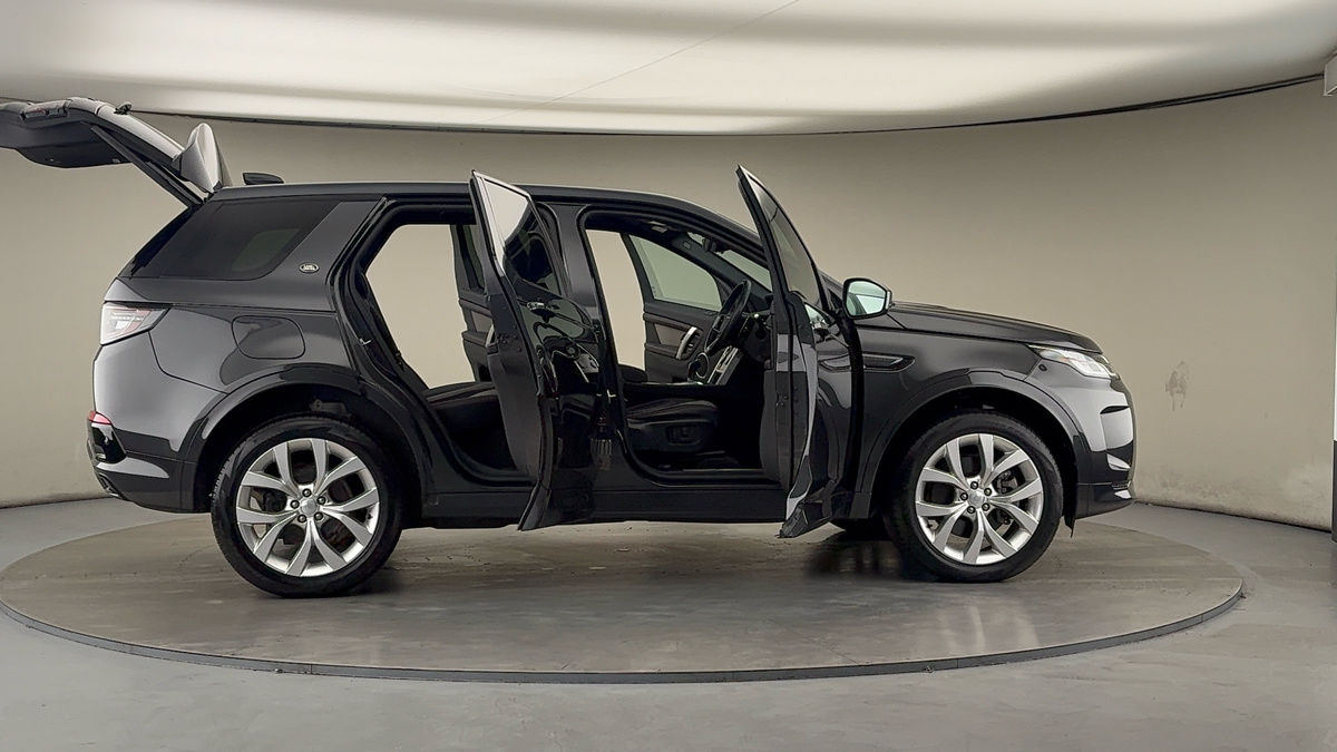 More views of Land Rover Discovery Sport