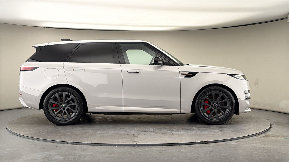 Land Rover Range Rover Sport Image 16